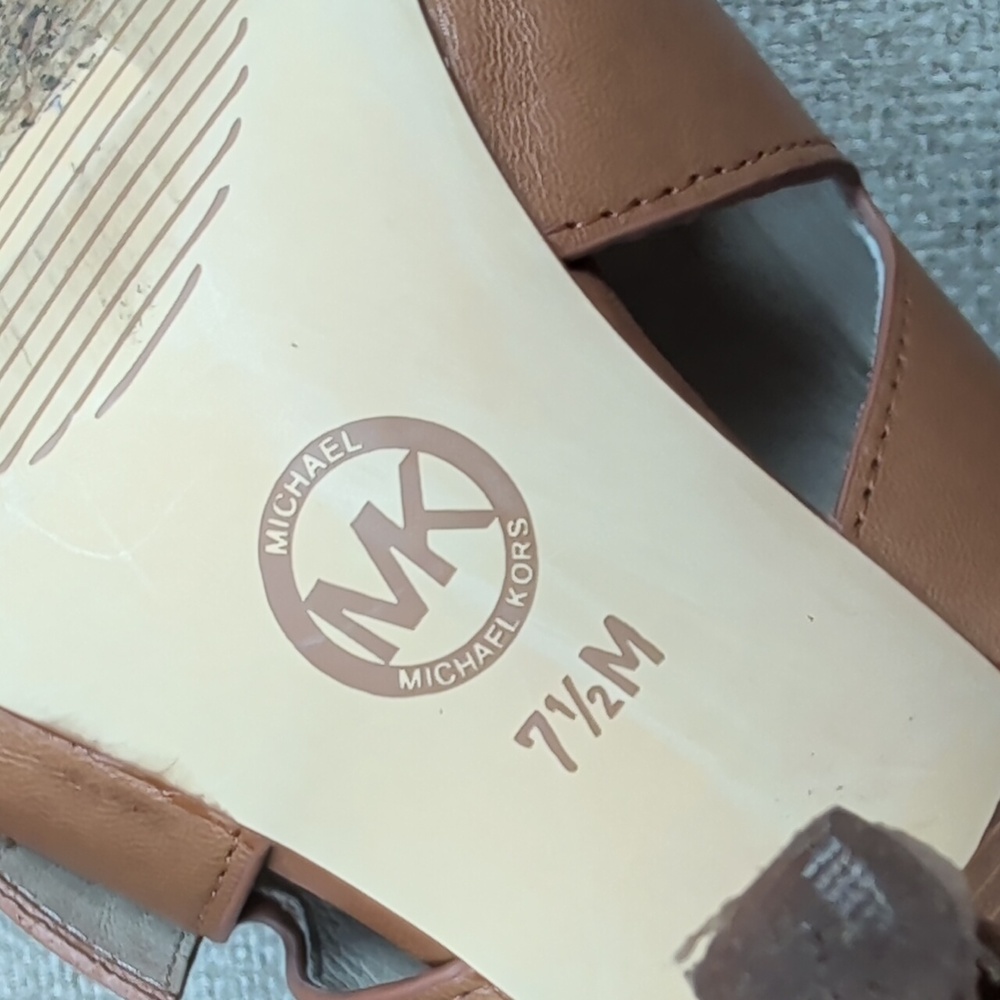 Michael Kors Shoes 7.5 - Picture 7 of 7